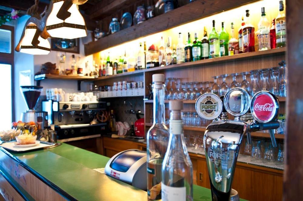 Hotel Baur Am See 도비아코 외부 사진