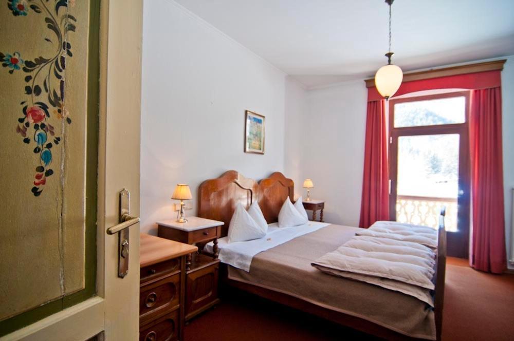 Hotel Baur Am See 도비아코 외부 사진